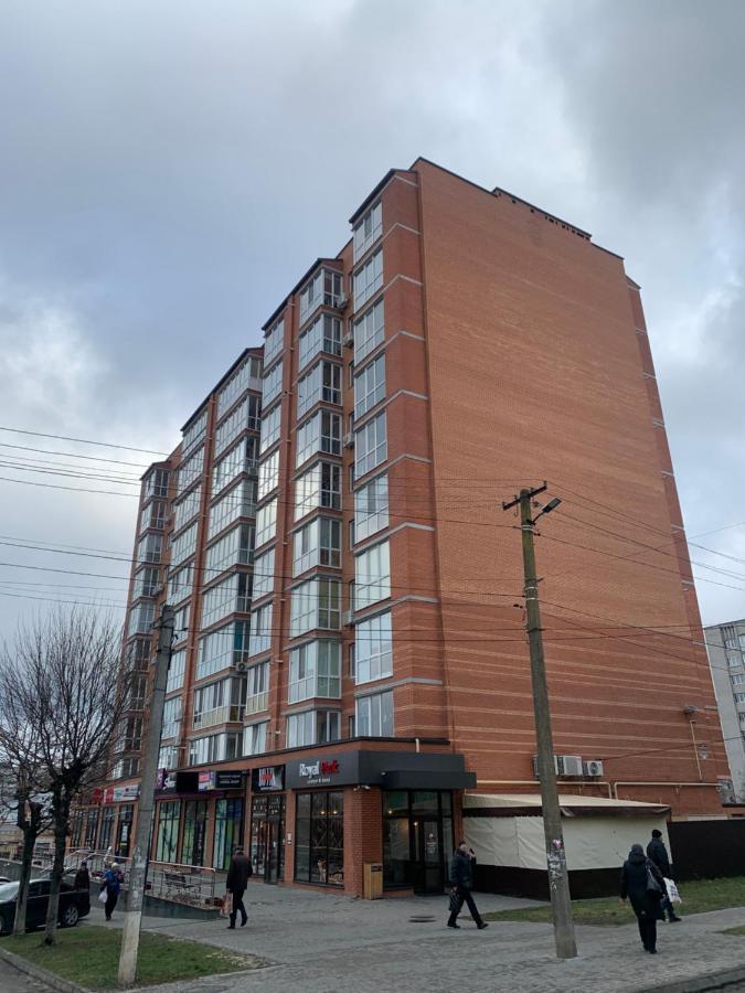 Апартаменты Vip Berdicsiv Kültér fotó